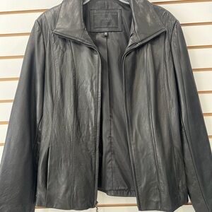 Avanti Black Leather Outerwear